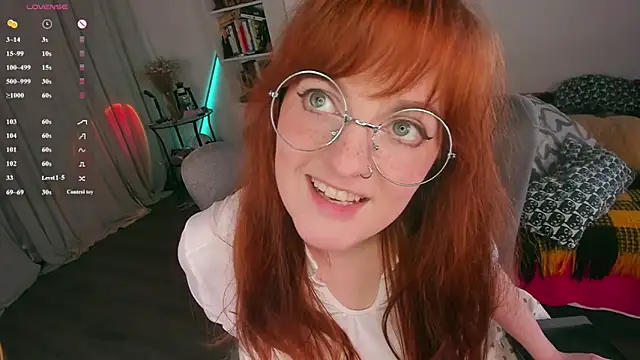 Watch Alice_CutePerv live on EroticFlix - High definition streams