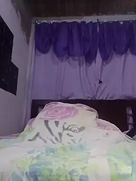 Xoticxenax live cam on StripChat