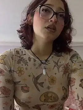 LilithMonette webcam