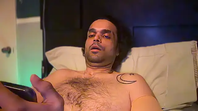 KungFuPanda001 live cam on StripChat