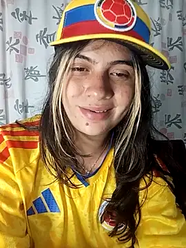 Watch Megan_nica live on EroticFlix - High definition streams