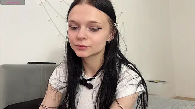 Watch meowchaa live on EroticFlix - High definition streams