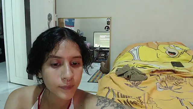 AlinaWoolf_ webcam