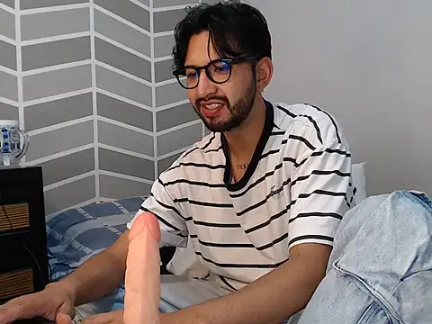 thomass1018 webcam