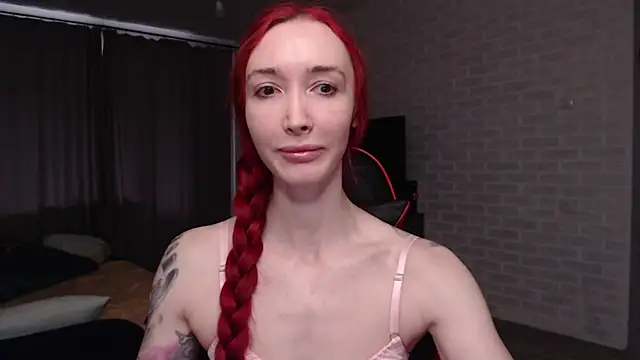 Roxy_Silver webcam