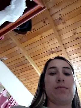 Iris_love18 webcam