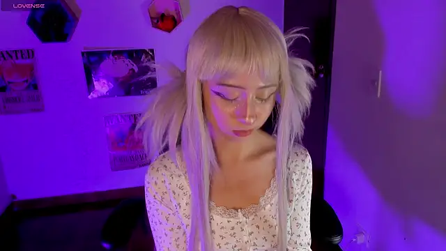MonxxsLove webcam