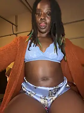 thechocolatepeach webcam