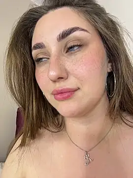 KiraBarlows webcam