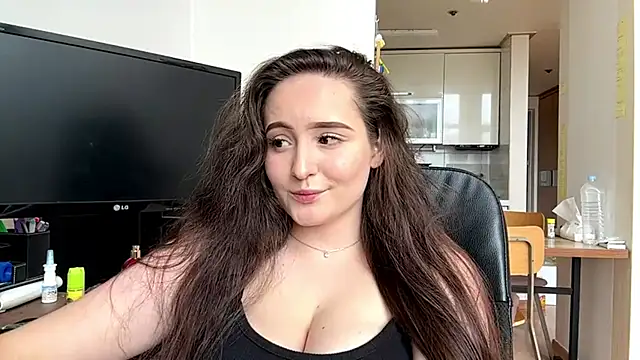 Emilly_Cart webcam