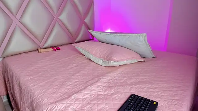 shaira-07 webcam