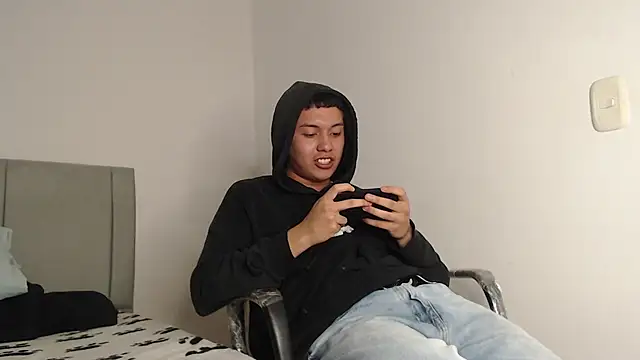 Owenn__blueee webcam