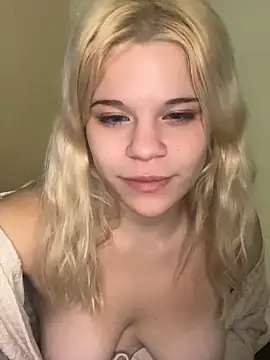 lolitacoreee live sex cam