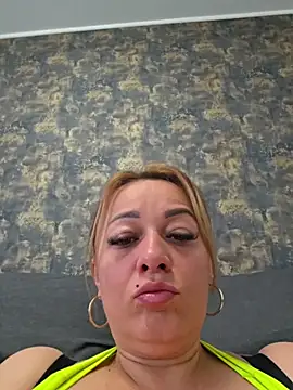 RuxyHuge42ETT webcam