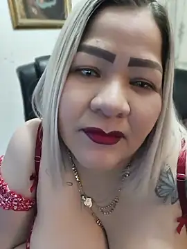 Dalessa_Bigtits webcam