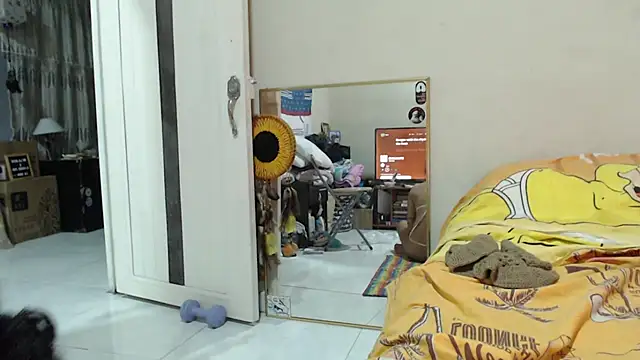 AlinaWoolf_ webcam