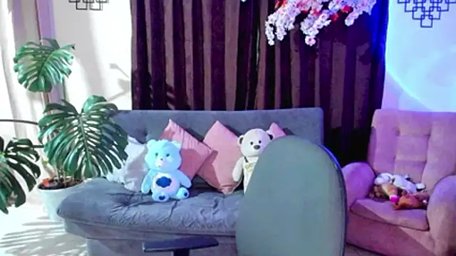 linda_zaam83866 webcam