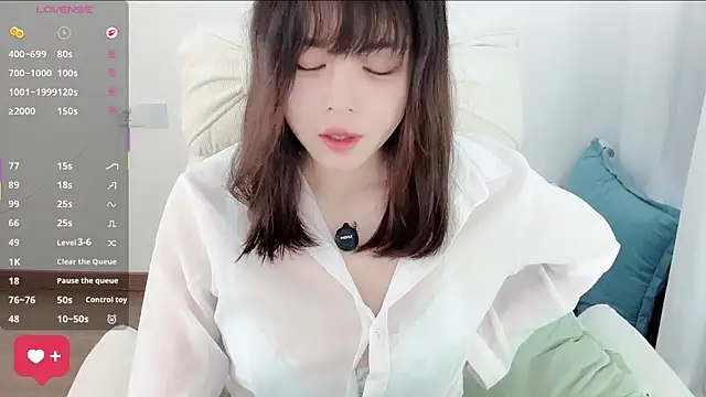 Peachy_kiss