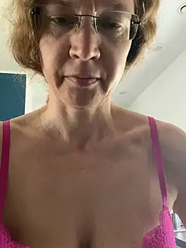 annikarose (F milf) - Naked Orgasmus + LT free Clip