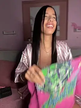Watch Praga_Pink live on EroticFlix - High definition streams