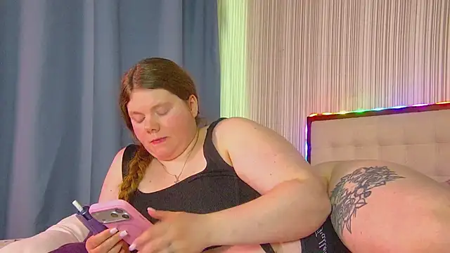 RubyValen live cam on StripChat