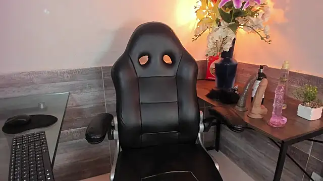 AlinaMorris webcam