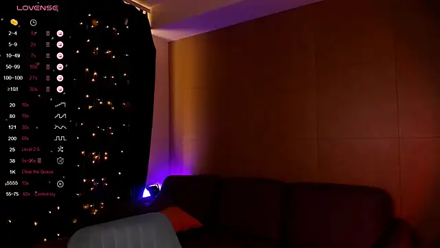 AnyaTaylor_ webcam