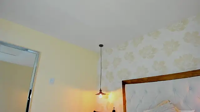 Watch IRISCLARK1 live on EroticFlix - High definition streams