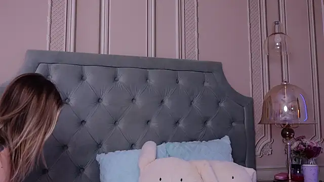 lucyaddison - LucyAddison's free webcam - UK Sex Cams