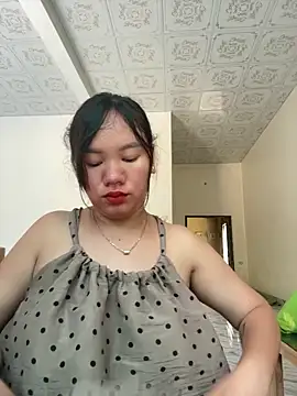 Suki-love live cam on StripChat