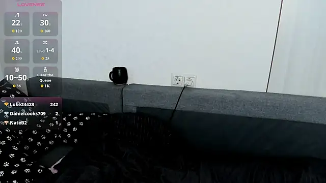 Dark_Moni webcam