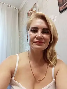 JennyOMay live cam on StripChat