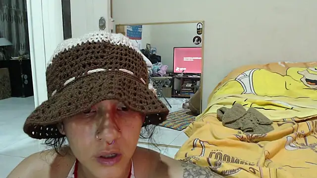 AlinaWoolf_ webcam