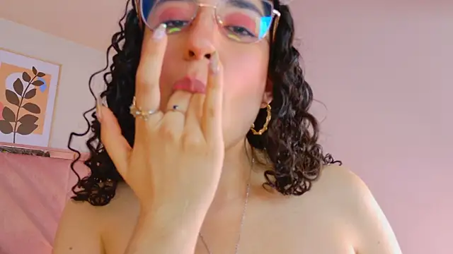DemiJones_ webcam