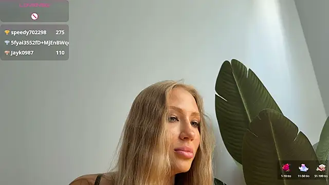 Watch Betty-0_0 live on EroticFlix - High definition streams