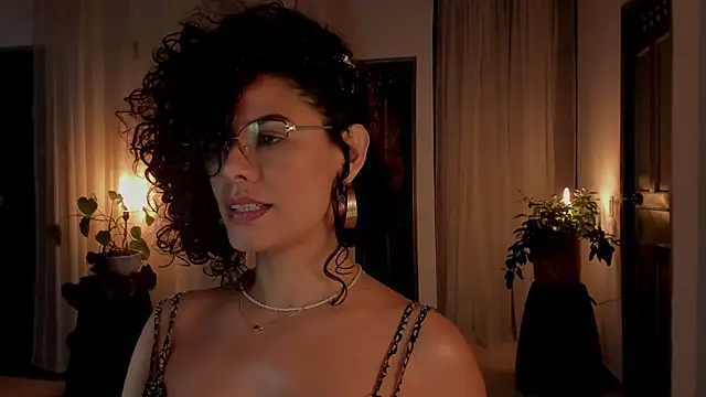 Watch goddes_helena live on EroticFlix - High definition streams