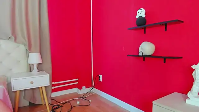 Valerie_Woods webcam
