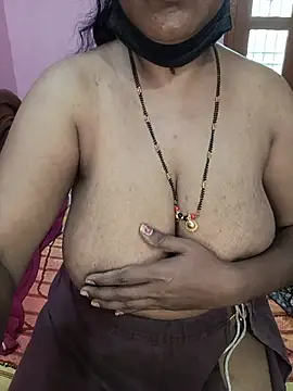 Watch KannadaTamilTeluguBeauty live on EroticFlix - High definition streams