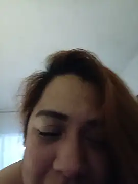 AriaGomez_ webcam