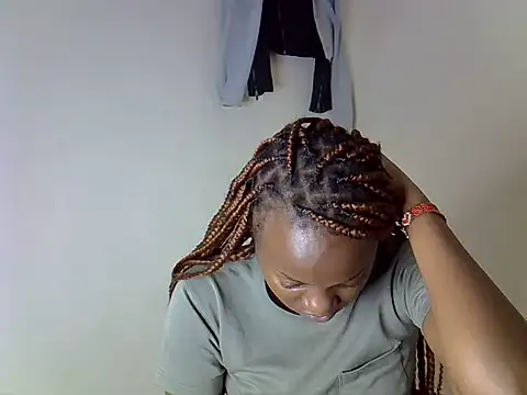Watch Sexxy_lulu live on EroticFlix - High definition streams