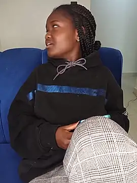 little_creamy webcam