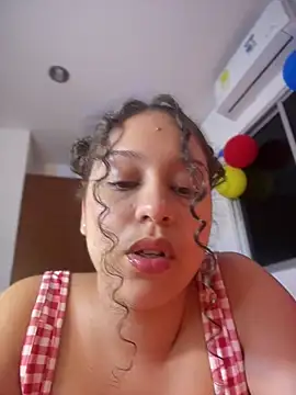 Shara_dreams webcam