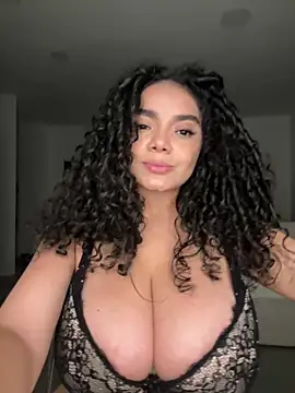 Curlyierr webcam