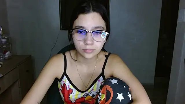 Watch mia__lopez_ live on EroticFlix - High definition streams