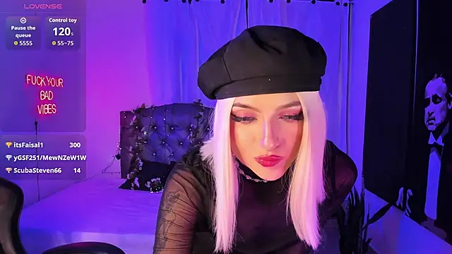 Watch VictoriaRosse_ live on EroticFlix - High definition streams