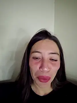 loveuu-bae webcam