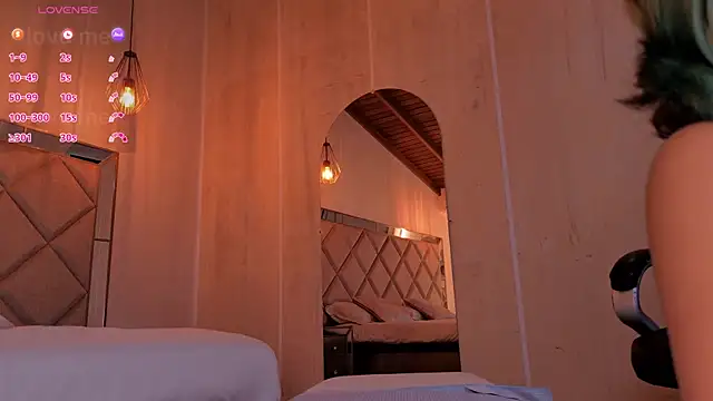 Watch KayraLanne live on EroticFlix - High definition streams