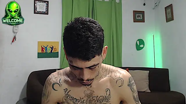 alpha_zom (M young) - CUM EXPLOSION SHOW 👽🍆