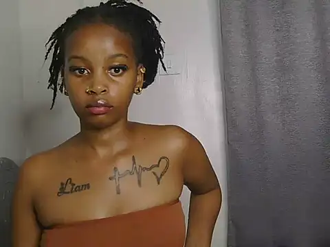 lucious_wendy webcam