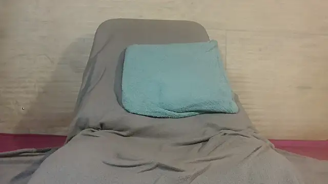 Luckyalice_4u webcam